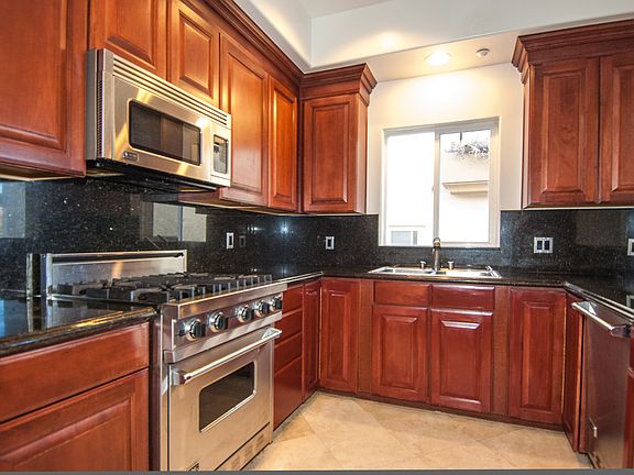 2nd image of 1271 Federal Ave APT 201