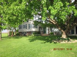 17624 N 1750 East Rd, Pontiac, IL 61764