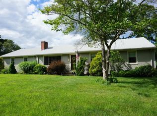 134 Oakdale Rd, North Kingstown, RI 02852