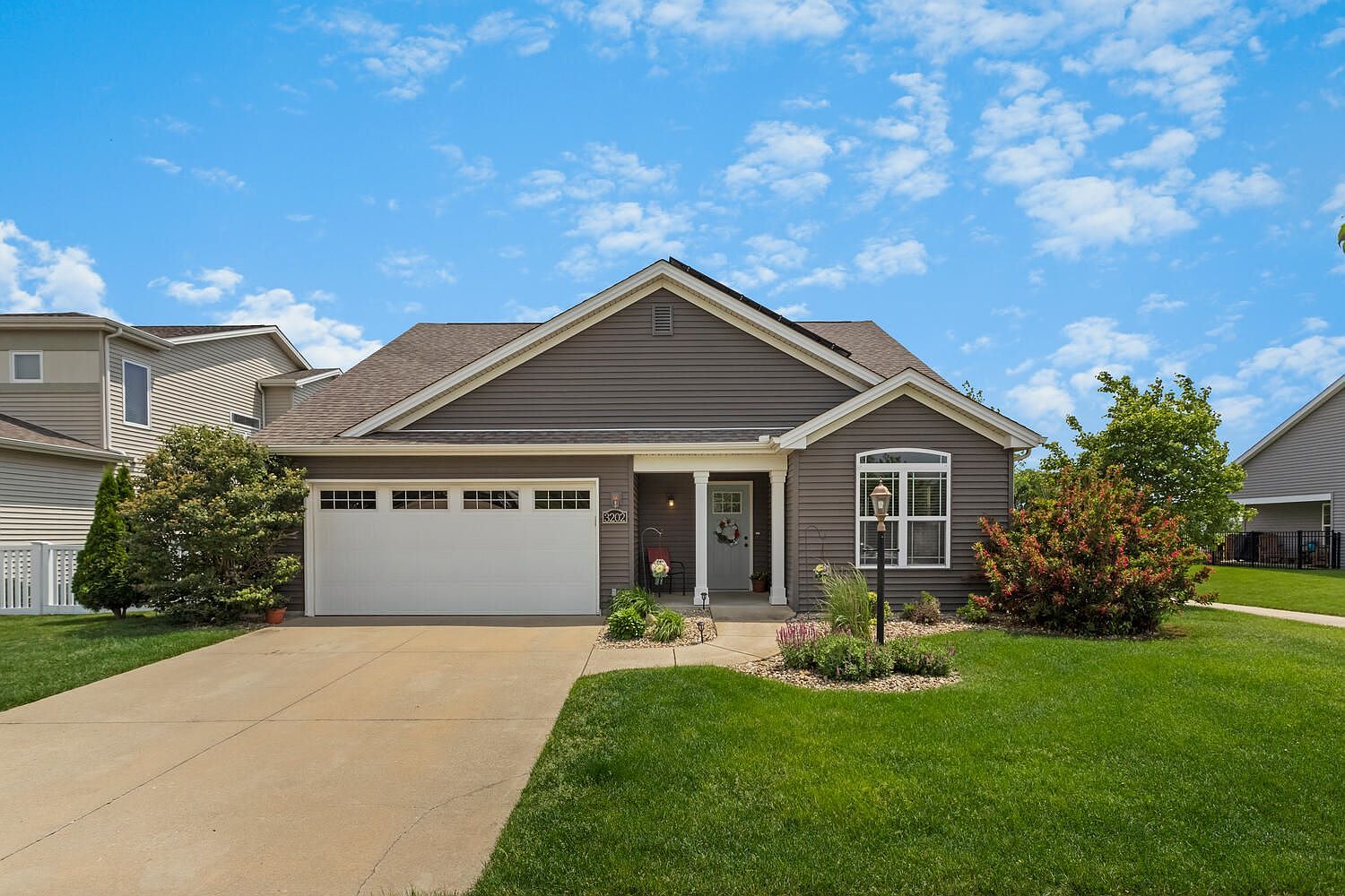 3202 Stanley Ln, Champaign, IL 61822 | Zillow