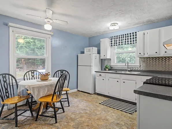 257 Knights Hill Road, Bridgton, ME 04009