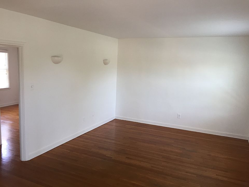 Uptown Gardens Apartments San Diego, CA Zillow