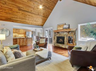 9820 Lone Tree Dr, Anchorage, AK 99507