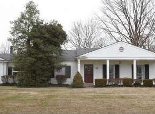 45 Harwood Rd, Glenview Manor, KY 40222