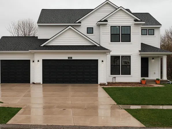 3051 Deer Haven Dr, Jenison, MI 49428