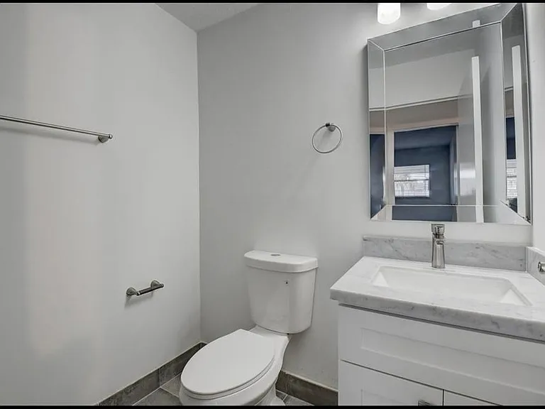 125 Brittany Way #125-C — Photo 11