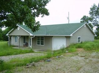 52 Arapaho Rd, Macks Creek, MO 65786