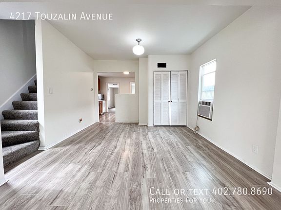 3rd image of 4217 Touzalin Ave