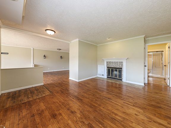 4th image of 1154 Park Blvd