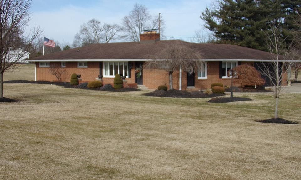 1st image of 41 Bel Air Dr