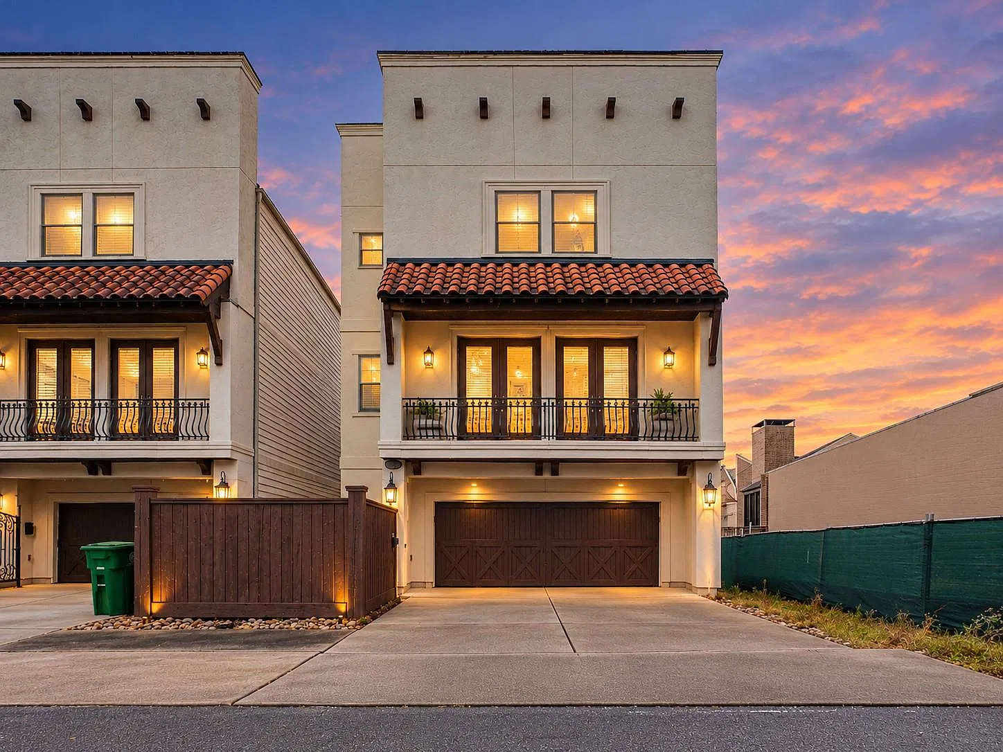 3 bed, 3.5 bath, 2355 sqft, $3,600 — Photo 1