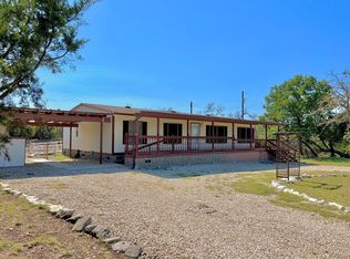 36 Brook Hollow Ln, Harper, TX 78631