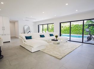 3691 N Prospect Dr, Miami, FL 33133