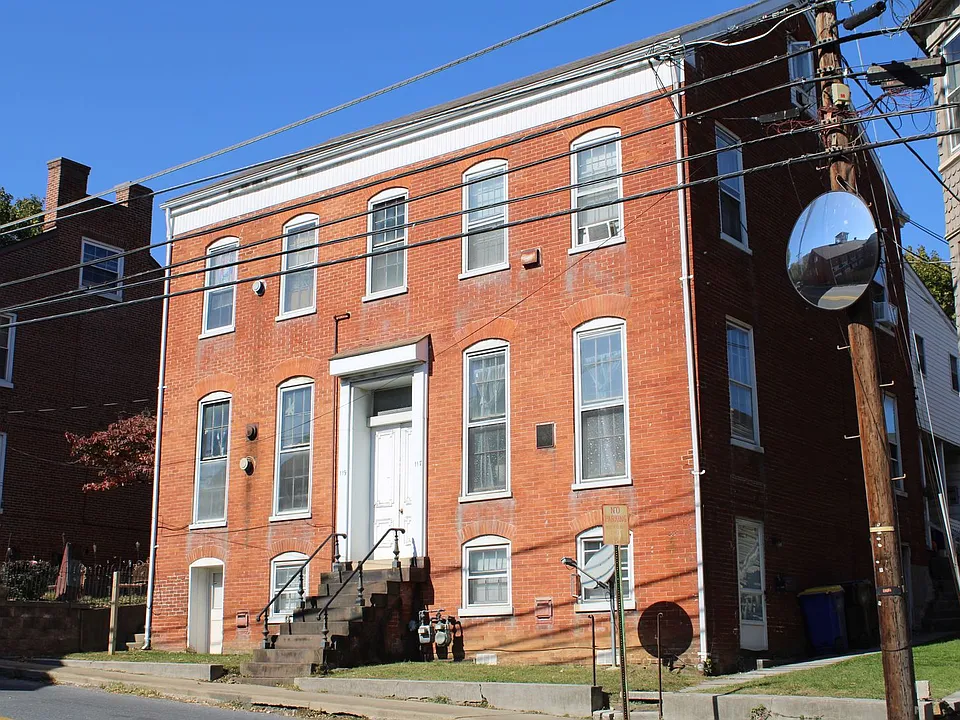 117 Main St #1