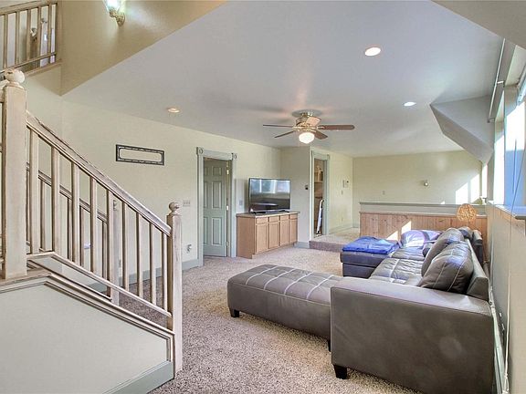 5th image of 2087 S Grant St #1