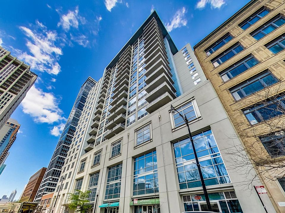 1st image of 1305 S Michigan Ave #Gu132