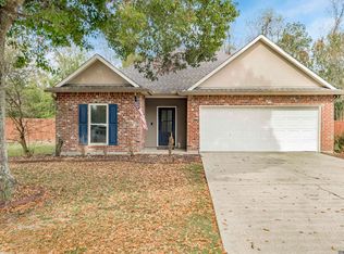 43420 N Great Oak Ct, Prairieville, LA 70769
