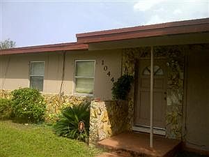 1st image of 1044 NW 17th Ave