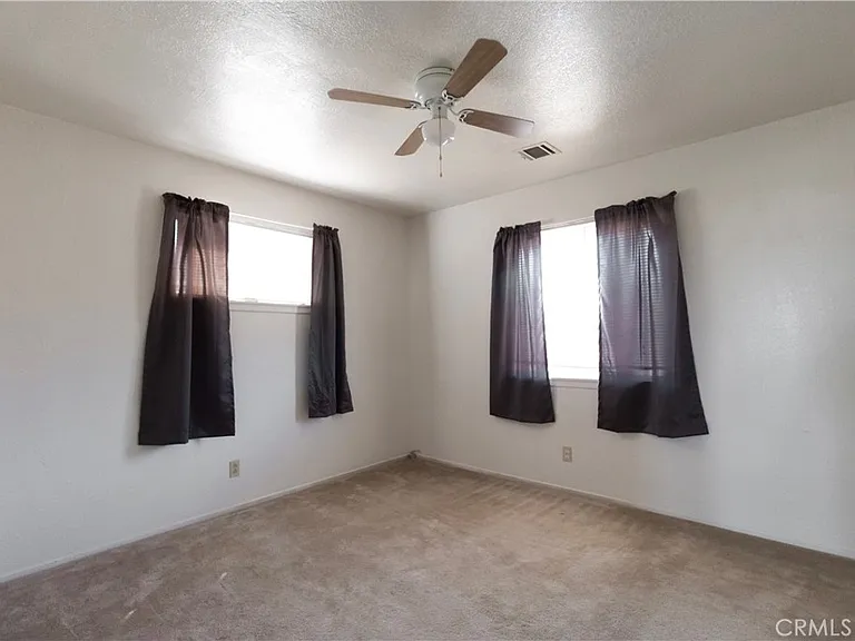 32303 Sapphire Rd — Photo 16
