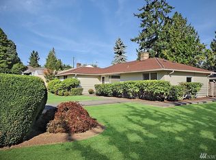 4102 SW 104th St, Seattle, WA 98146