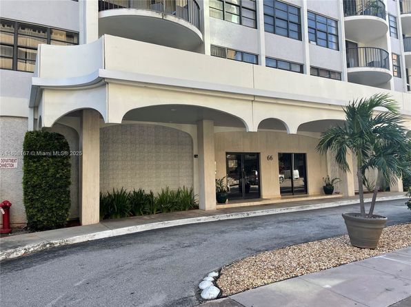66 Valencia Ave #PENTHOUSE 1A