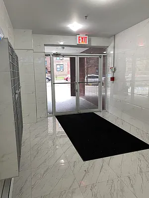 Rented by 18 REALTY | media 18