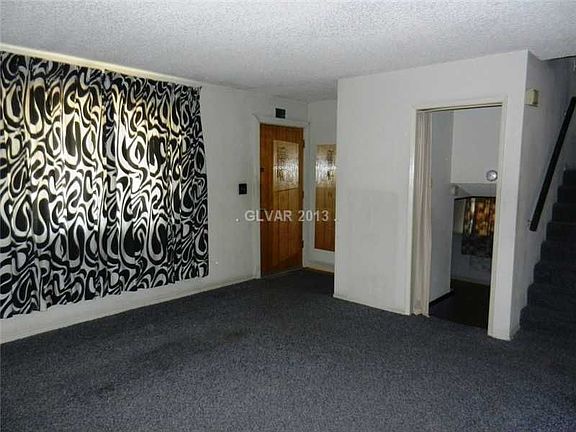 2nd image of 5086 Orinda Ave