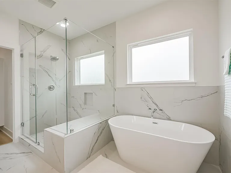 5630 Balbo St — Photo 31