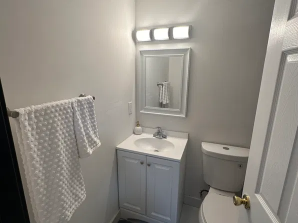 5148 Colonial Ave, Jacksonville, FL 32210