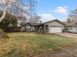 1050 Edwina Ave, Central Pt, OR 97502