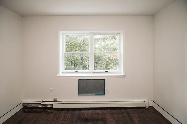 Rented by Spot It Realty LLC | media 28