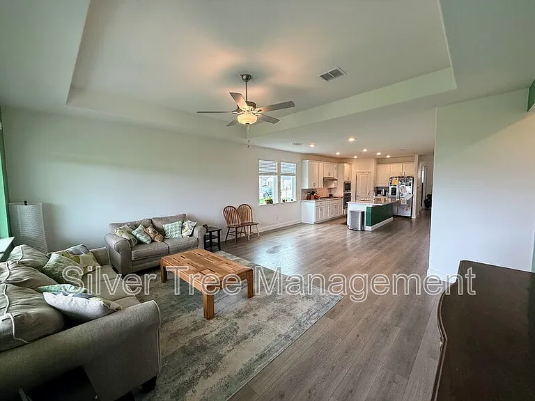 14728 Ledger Ln — Photo 9