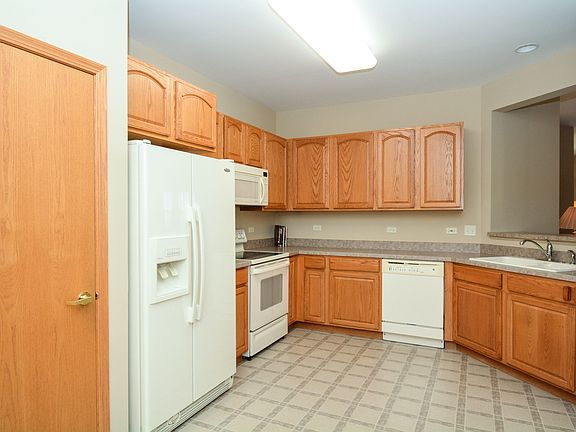 4th image of 12137 White Tail Ln