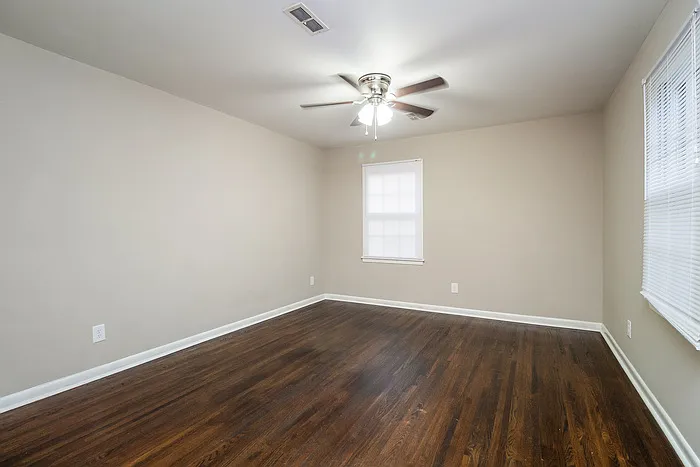 3417 Darlene Cir NW — Photo 2