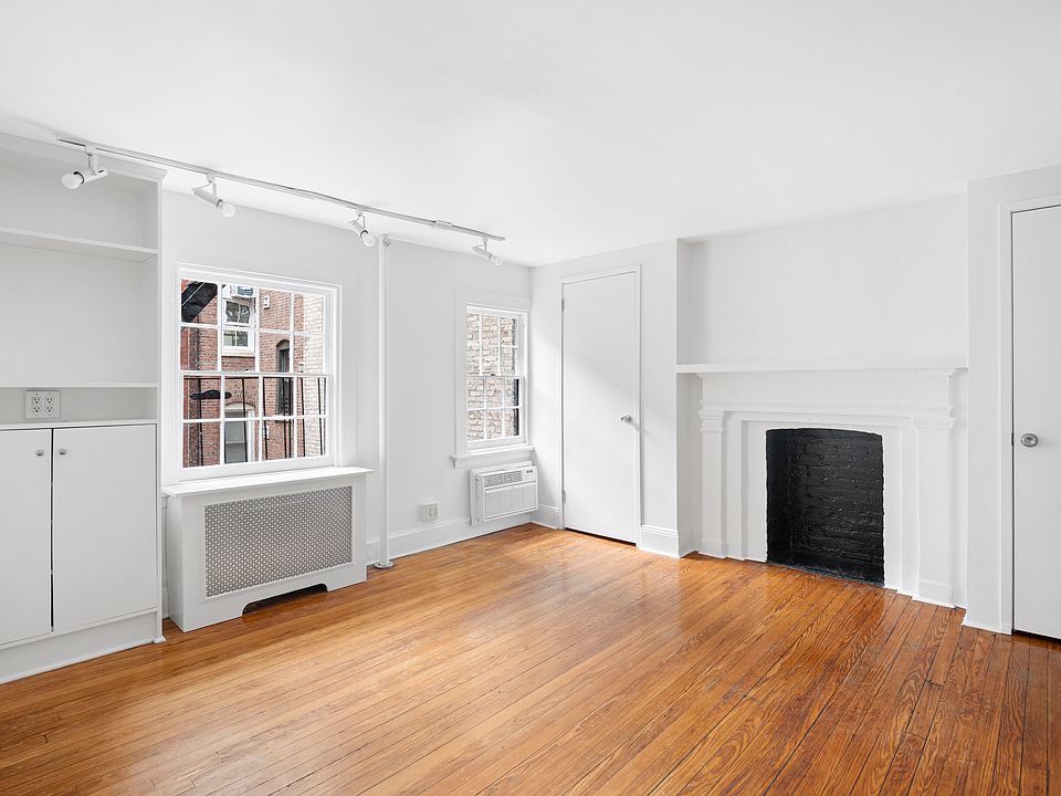 1st image of 212 W 16th St APT 3R