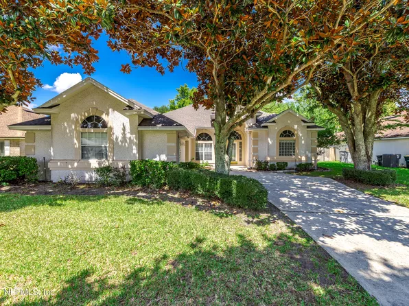 1878 WILLESDON Drive E, Jacksonville, FL 32246