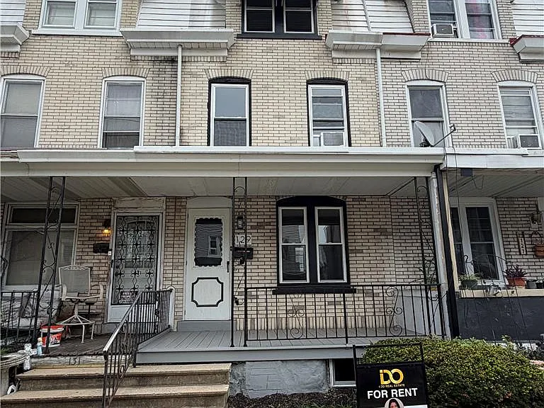 129 N Ellsworth St — Photo 1