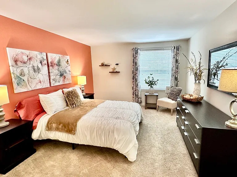 Aspen Apartments — Photo 25