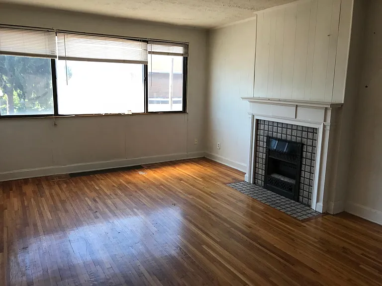 2551 Indianola Ave #1 — Photo 3