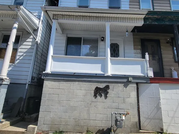 221 E Cameron St, Shamokin, PA 17872