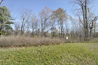 3rd image of 9498 Arrowcrest Dr NE