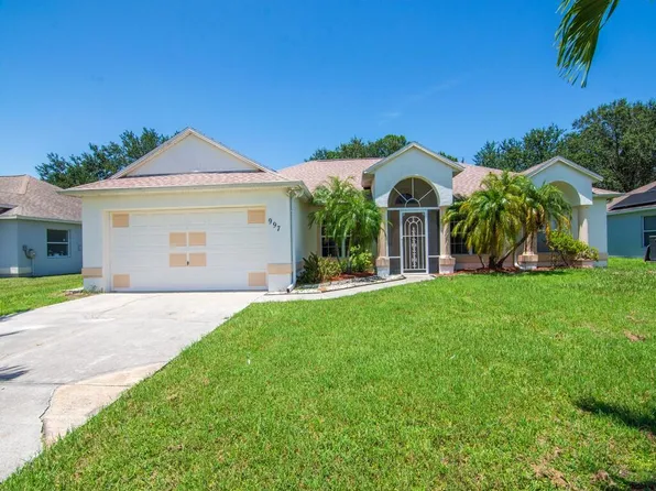997 SW Eureka Ave, Port Saint Lucie, FL 34953