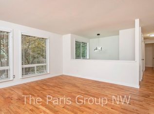 22325 Meridian Ave S, Bothell, WA 98021