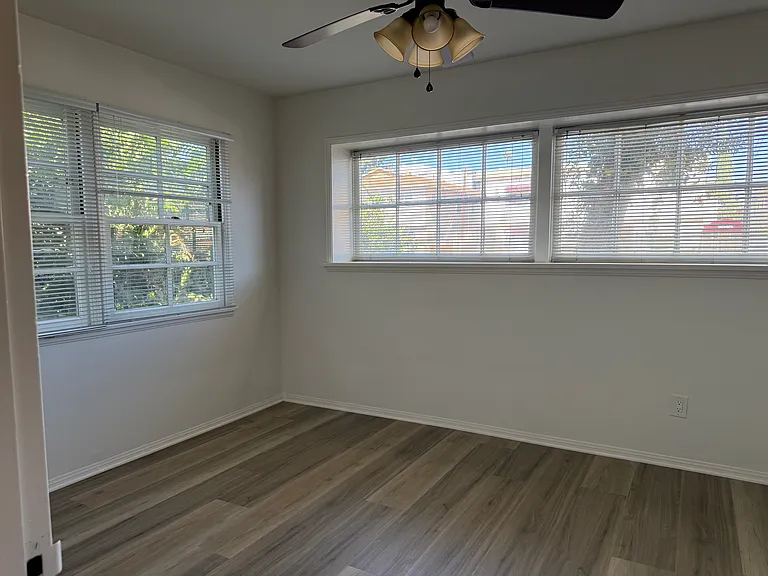 4545 Hazeltine Ave #101 — Photo 12
