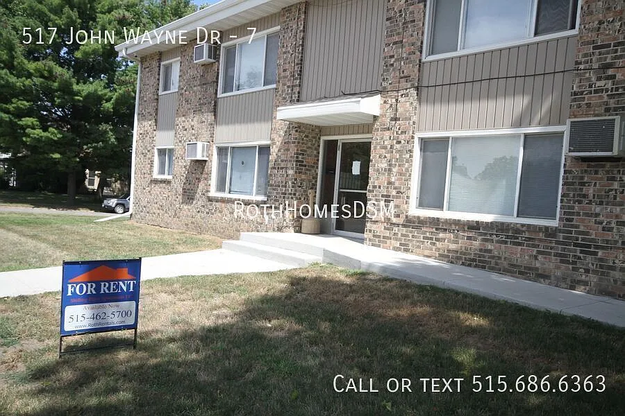 517 N John Wayne Dr #7