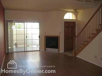 1st image of 5145 Yarmouth Ave Unit 21