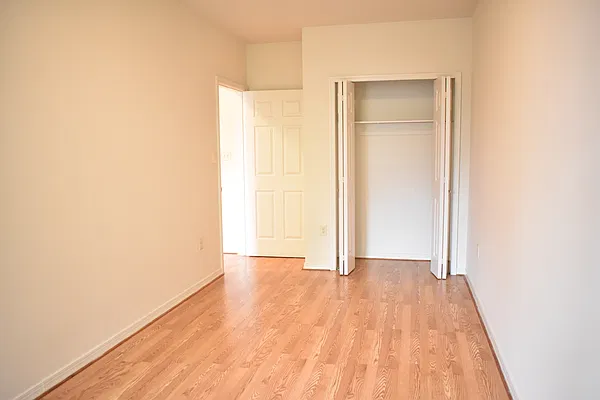 Rented by Compass | media 10