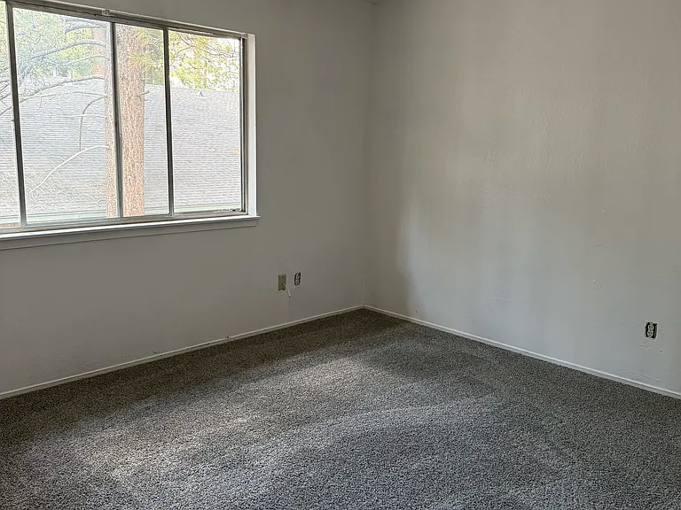 1075 Marjorie St #1 — Photo 6