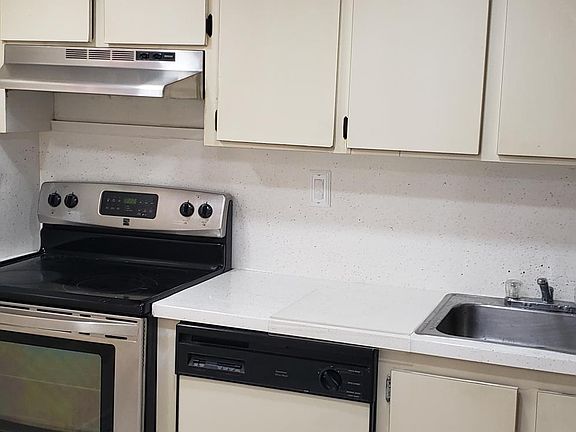 4th image of 1150 Collins Ave APT 203
