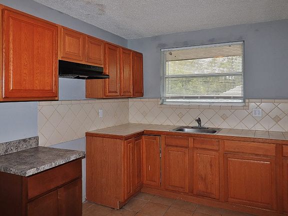 3022 Post St #4, Murray Hill, 32205